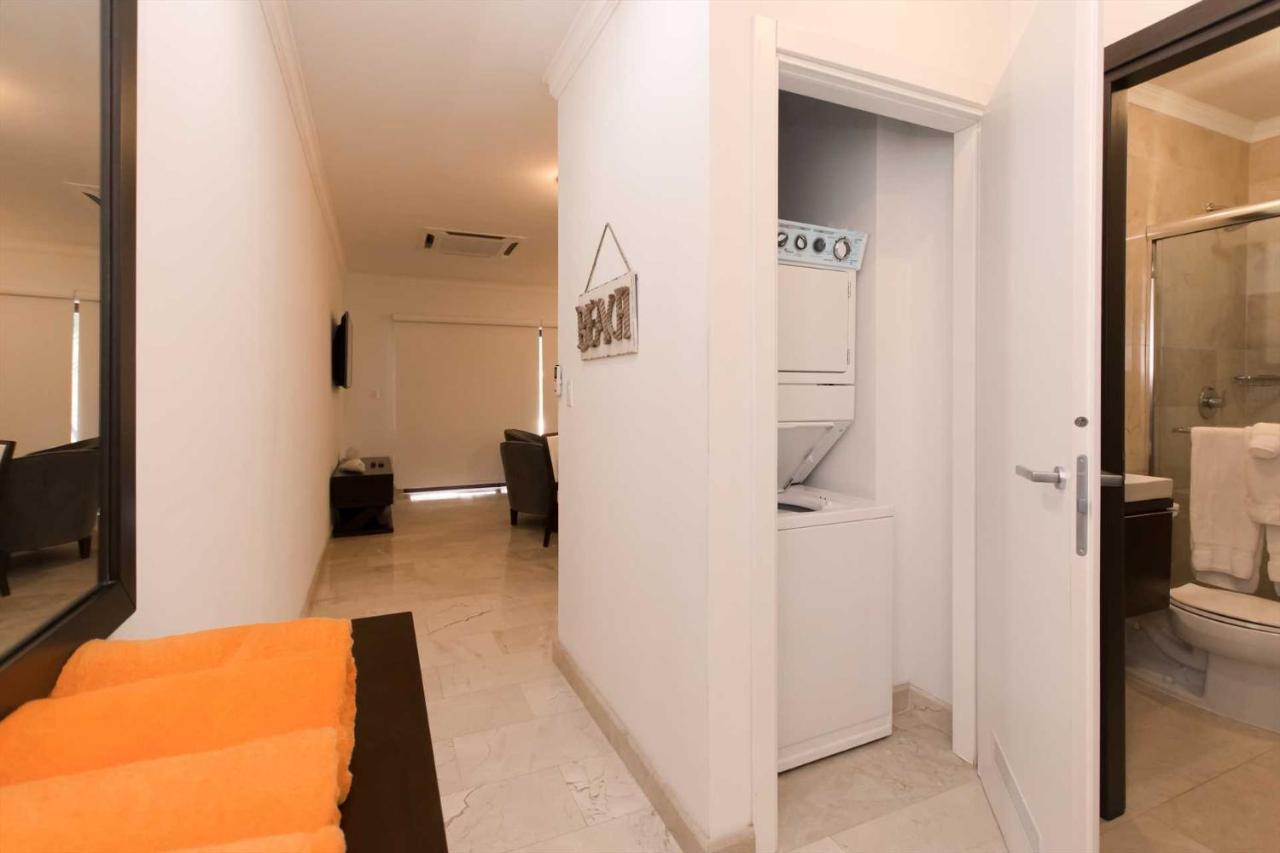 Palmaruba Condos Παλμ Μπιτς Εξωτερικό φωτογραφία